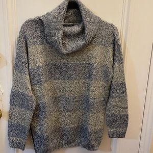 Tommy Hilfiger Turtleneck Sweater Xs